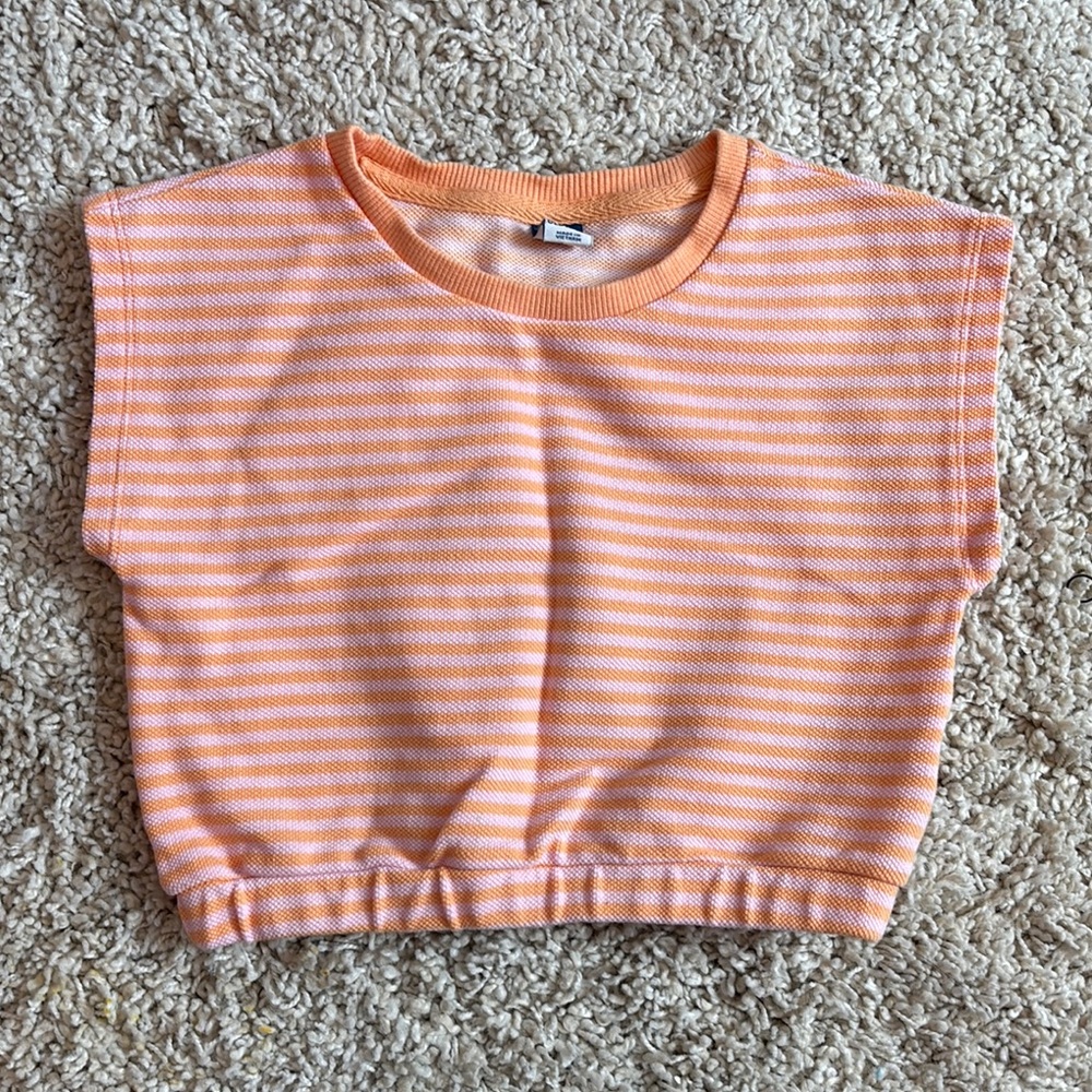 Old Navy | Top with Elastic Hem 🧡